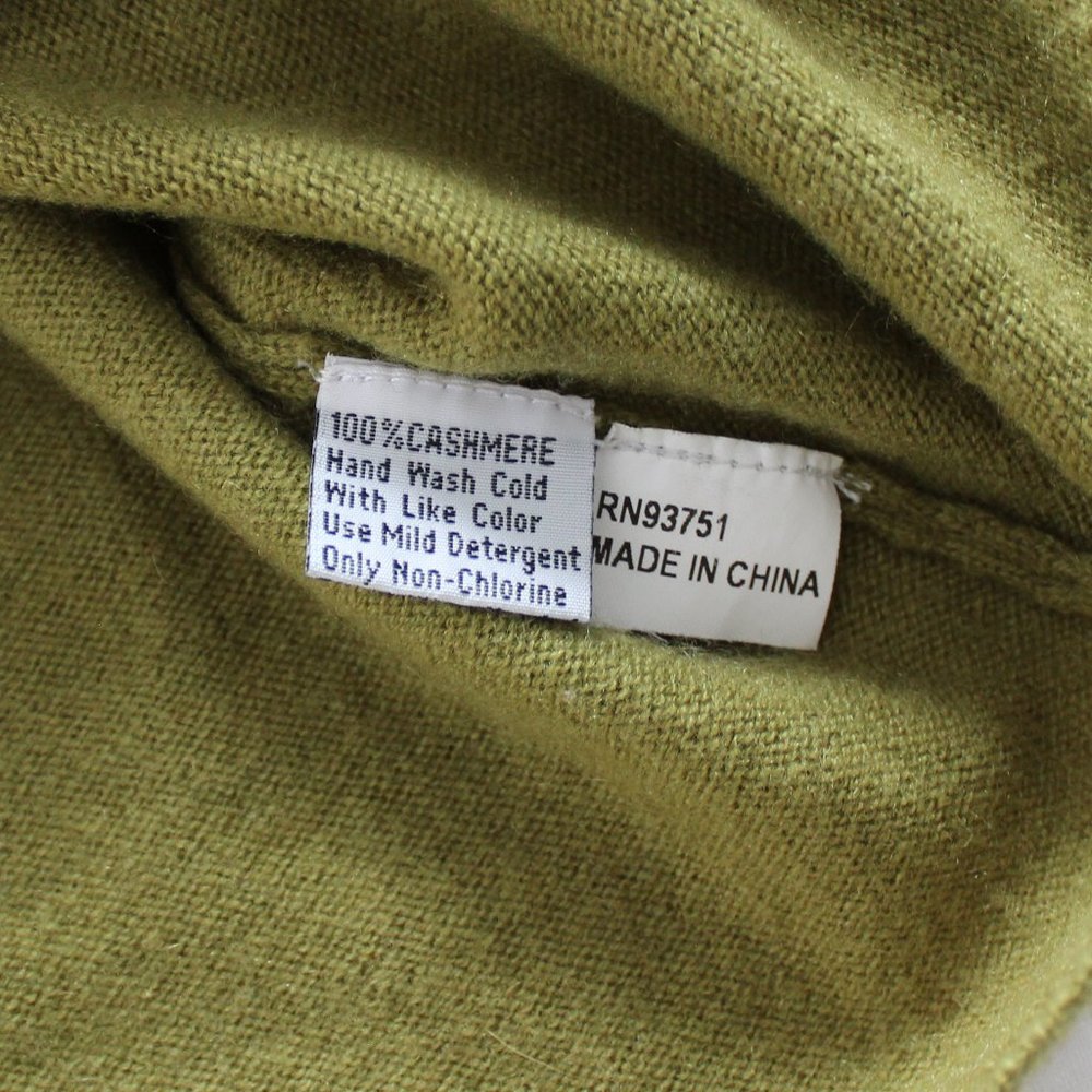 Green Cashmere Sweater - Picture 4 of 9